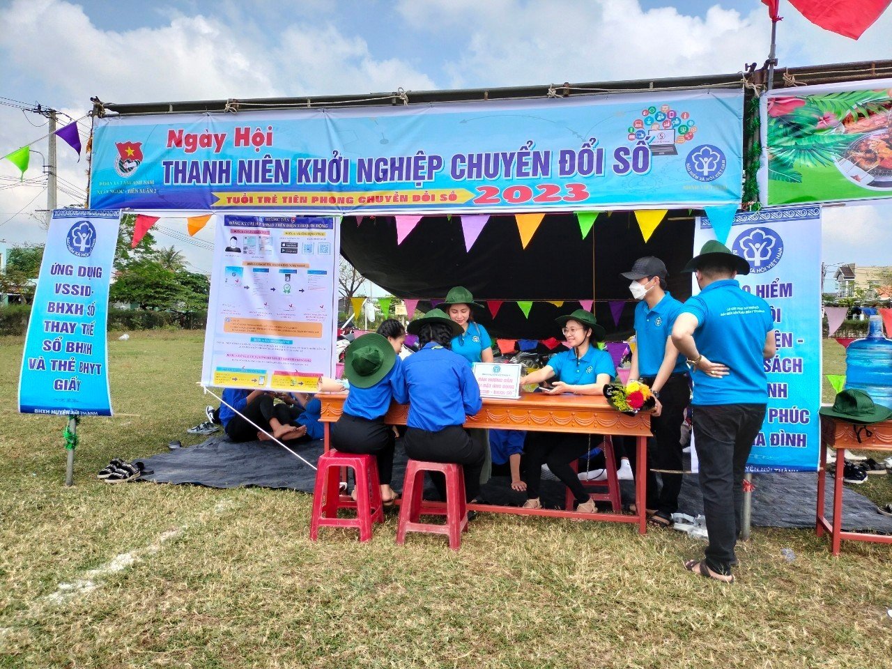 Bảo hiểm xã hội huyện Núi Thành đẩy mạnh cải cách hành chính.
