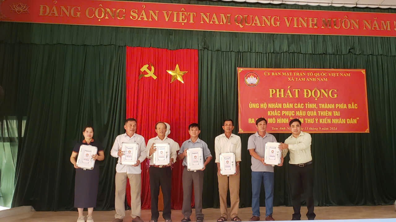 Tiếp tục thực hiện tốt dân chủ ở cơ sở, phát huy vai trò Nhân dân tham gia xây dựng Đảng, chính quyền qua “Hòm thư ý kiến nhân dân” do Ủy ban mặt trận Tổ quốc Việt Nam xã Tam Anh Nam phát động thực hiện