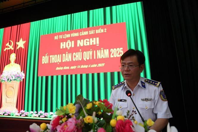 Bộ Tư lệnh Vùng Cảnh sát biển 2 tổ chức hội nghị đối thoại dân chủ