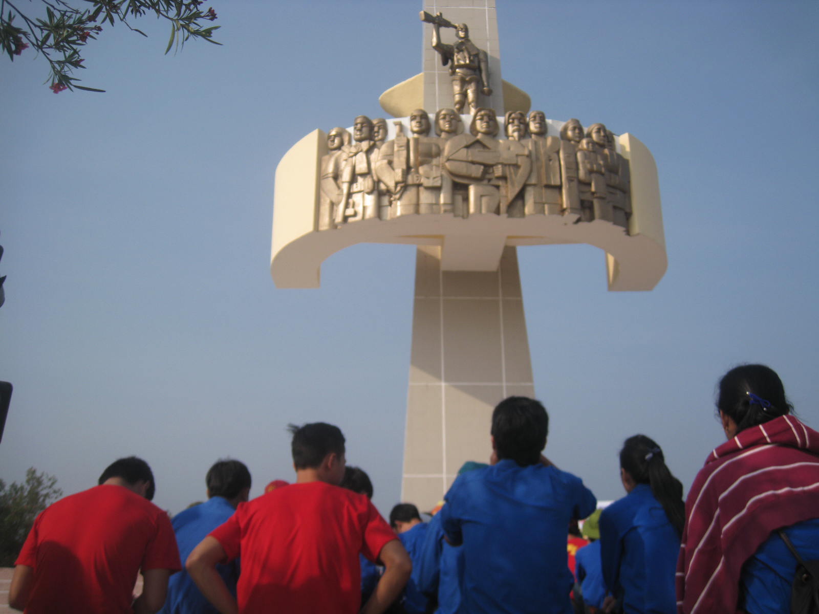 Kỷ niệm 60 năm chiến thắng Núi Thành (26.5.1965-26.5.2025)  Hồi kèn xung trận trong cuộc đụng đầu lịch sử...